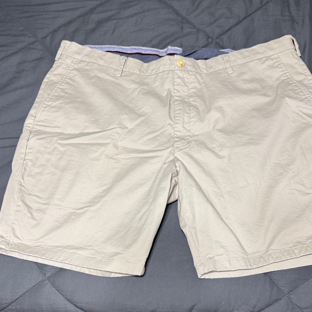 Joseph Abboud Light Beige Flat Front Shorts